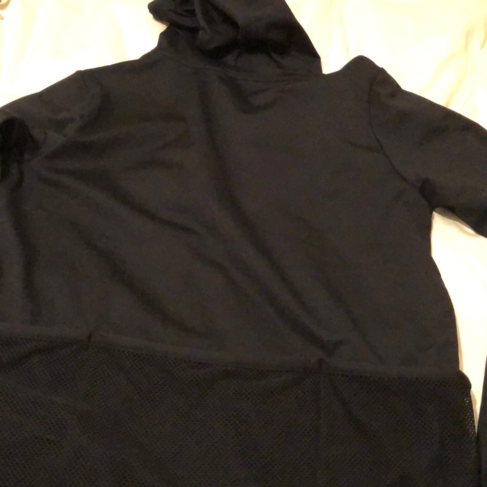 Fabletic Pull Over - image 6